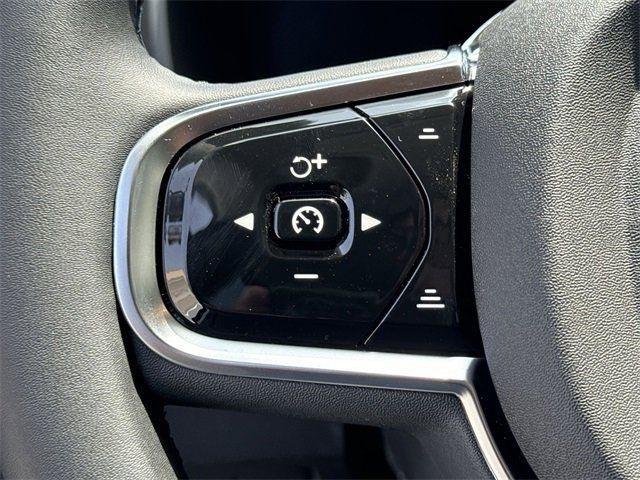 new 2024 Volvo XC90 car, priced at $57,053