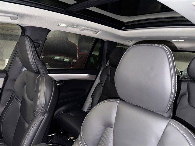 new 2025 Volvo XC90 Plug-In Hybrid car, priced at $82,405