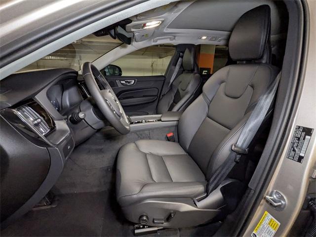 new 2025 Volvo XC60 car, priced at $50,325