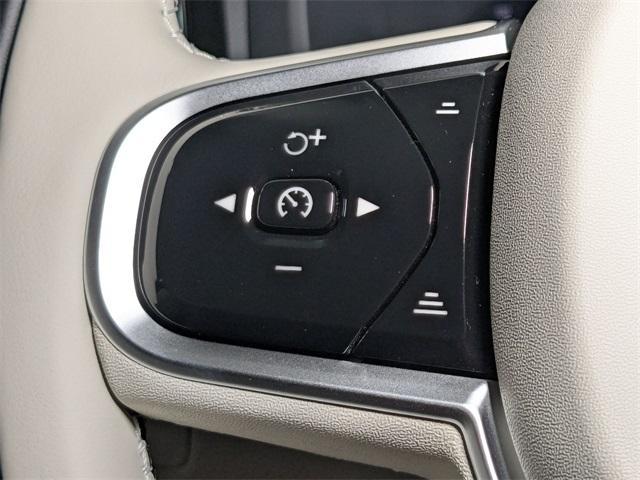 new 2026 Volvo XC60 car, priced at $63,935