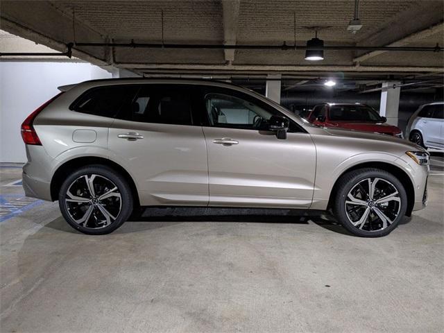 new 2025 Volvo XC60 car, priced at $60,660