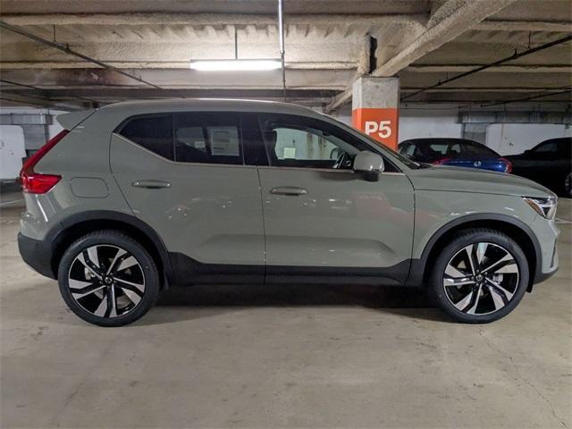 new 2025 Volvo XC40 car, priced at $51,565