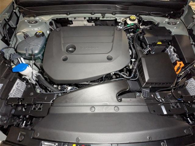 new 2025 Volvo XC40 car, priced at $51,565