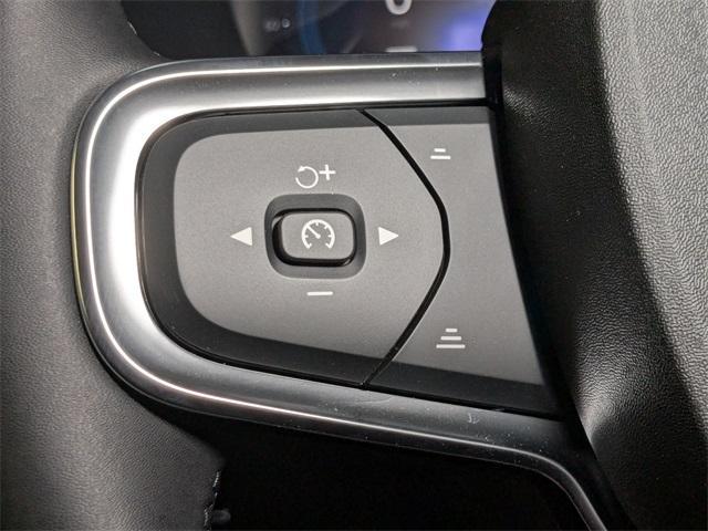 new 2025 Volvo XC40 car, priced at $51,565