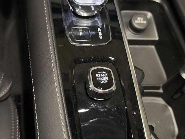 new 2025 Volvo XC90 car, priced at $73,155