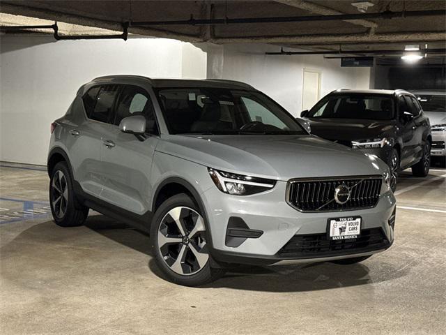 new 2025 Volvo XC40 car, priced at $46,035