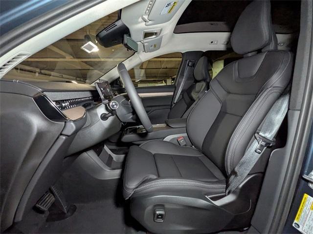 new 2025 Volvo EX90 car, priced at $89,520