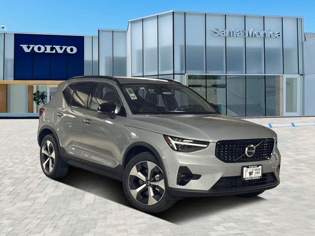 new 2025 Volvo XC40 car, priced at $48,315