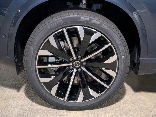 new 2025 Volvo XC90 Plug-In Hybrid car, priced at $78,805