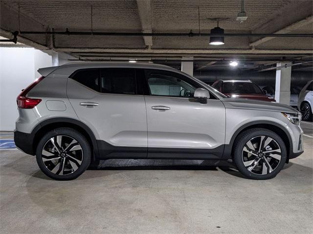 new 2025 Volvo XC40 car, priced at $51,114