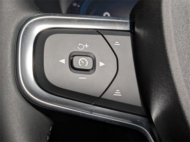 new 2025 Volvo XC40 car, priced at $51,114