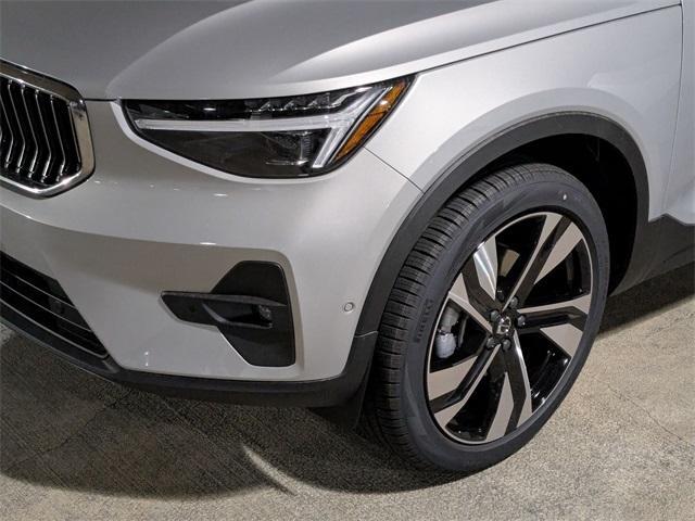 new 2025 Volvo XC40 car, priced at $51,114