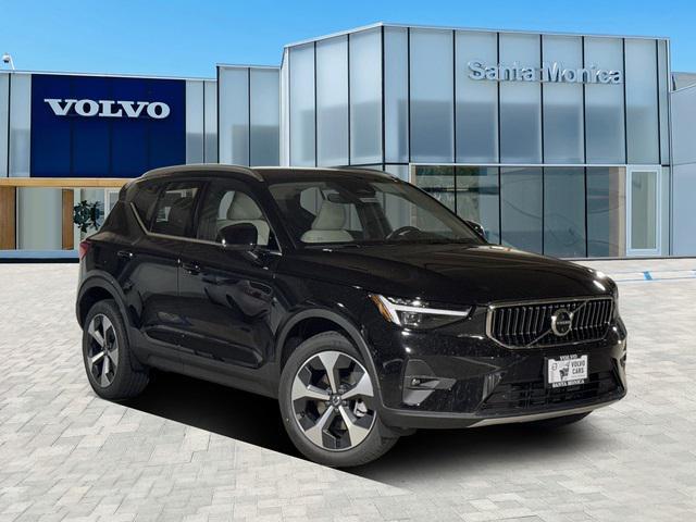 new 2025 Volvo XC40 car, priced at $48,315