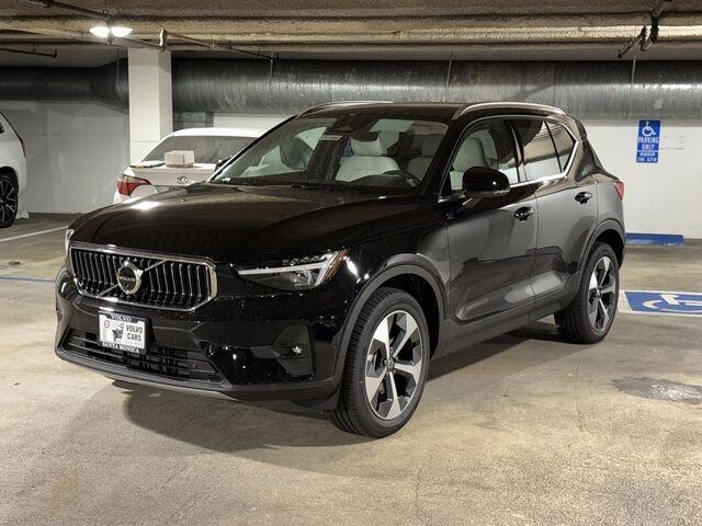 new 2025 Volvo XC40 car, priced at $48,315