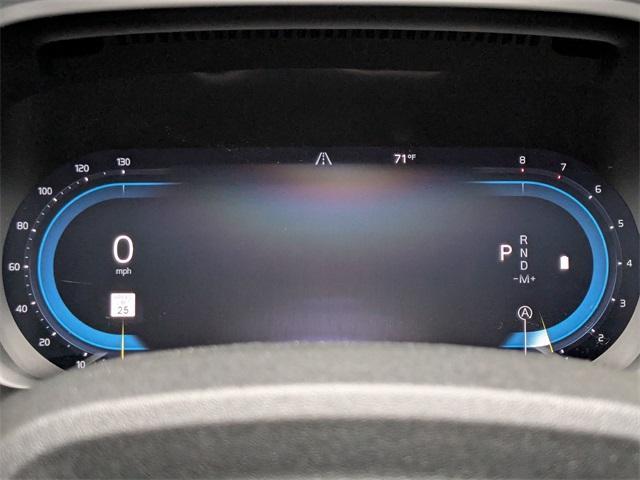 new 2025 Volvo XC40 car, priced at $48,335
