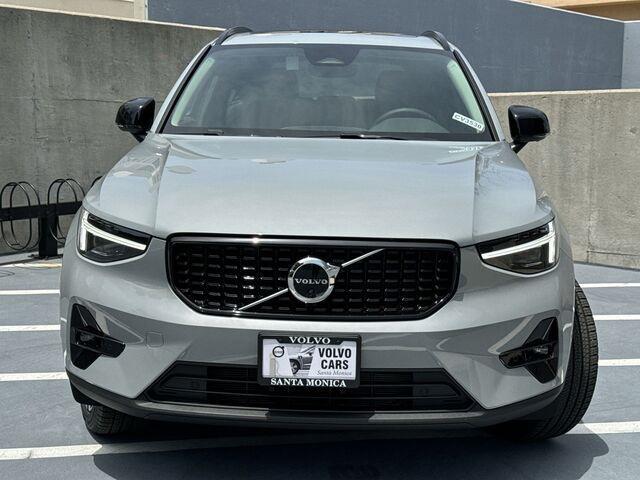 new 2024 Volvo XC40 car, priced at $47,435