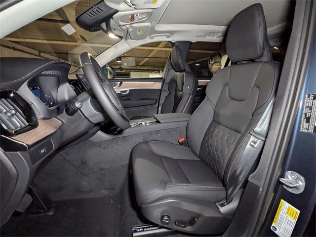 new 2025 Volvo XC90 car, priced at $69,155