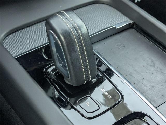 used 2022 Volvo XC60 Recharge Plug-In Hybrid car, priced at $38,800