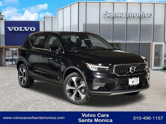 new 2025 Volvo XC40 car, priced at $46,035