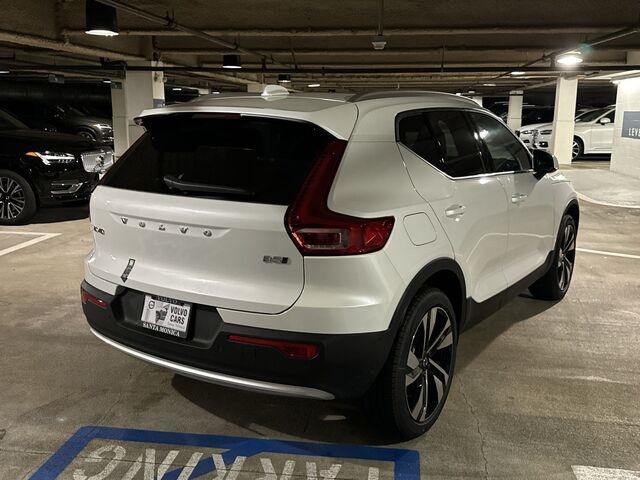 new 2025 Volvo XC40 car, priced at $50,825