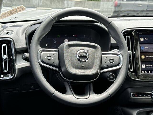 new 2024 Volvo XC40 car, priced at $41,546