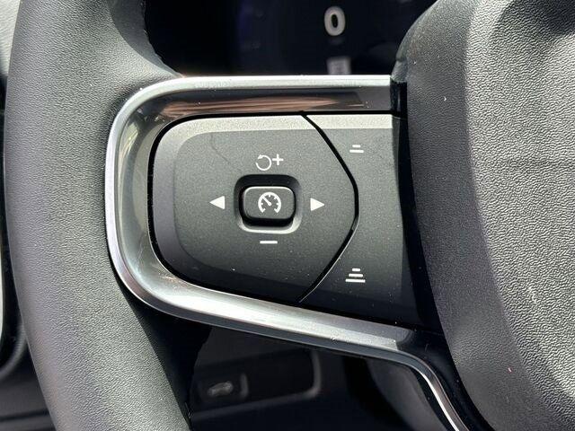 new 2024 Volvo XC40 car, priced at $41,546