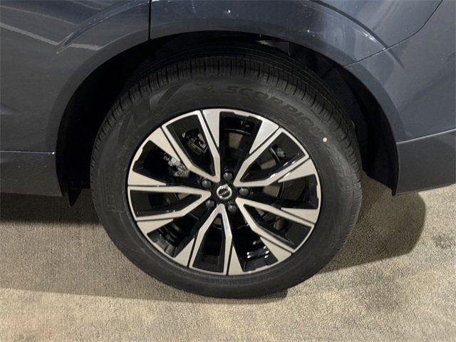 new 2025 Volvo XC60 car, priced at $50,325