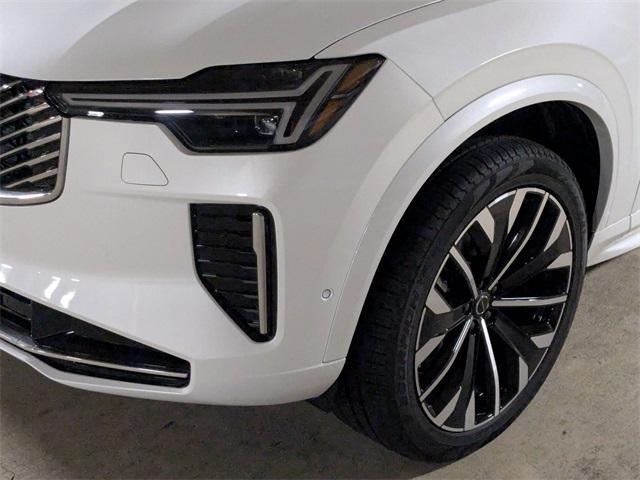 new 2026 Volvo XC90 car, priced at $75,155