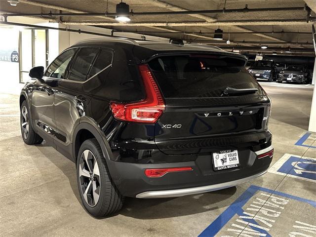 new 2025 Volvo XC40 car, priced at $46,035