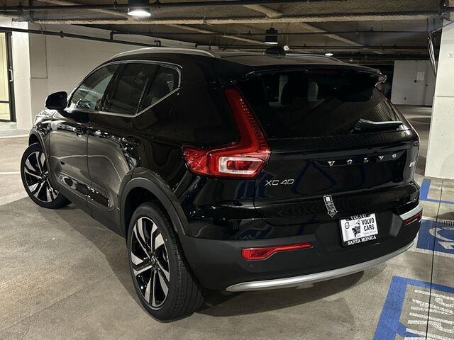 new 2025 Volvo XC40 car, priced at $50,420