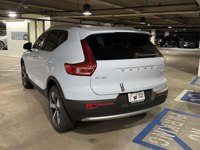 new 2025 Volvo XC40 car, priced at $46,250