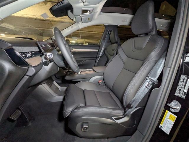 new 2025 Volvo EX90 car, priced at $82,090