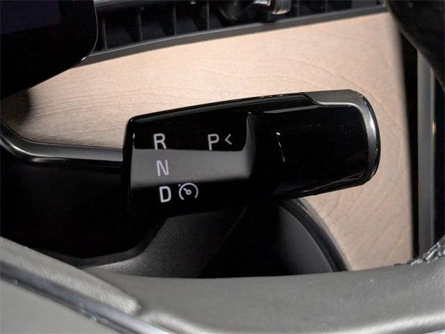 new 2025 Volvo EX90 car, priced at $82,090