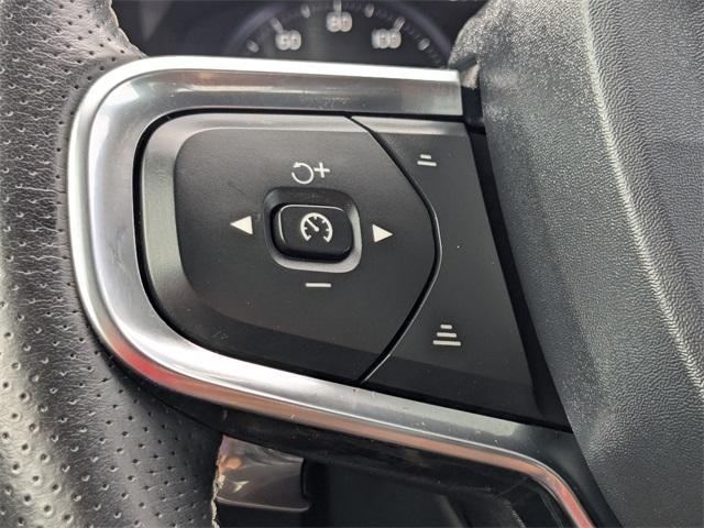 used 2019 Volvo XC40 car, priced at $22,200