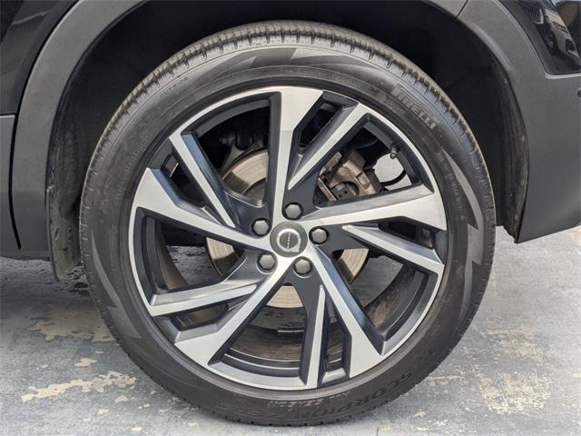 used 2019 Volvo XC40 car, priced at $22,200