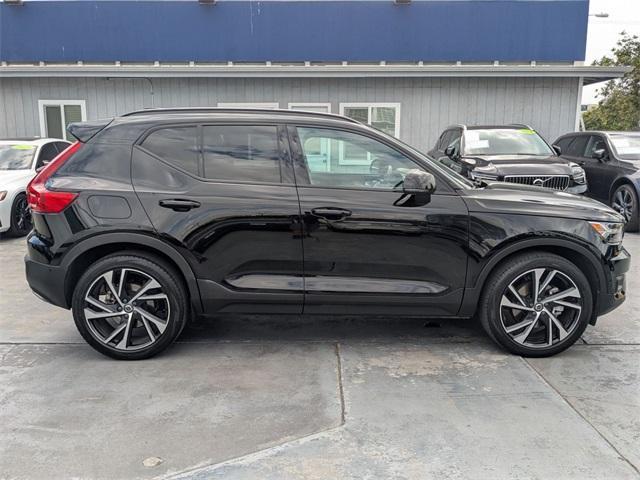 used 2019 Volvo XC40 car, priced at $22,200