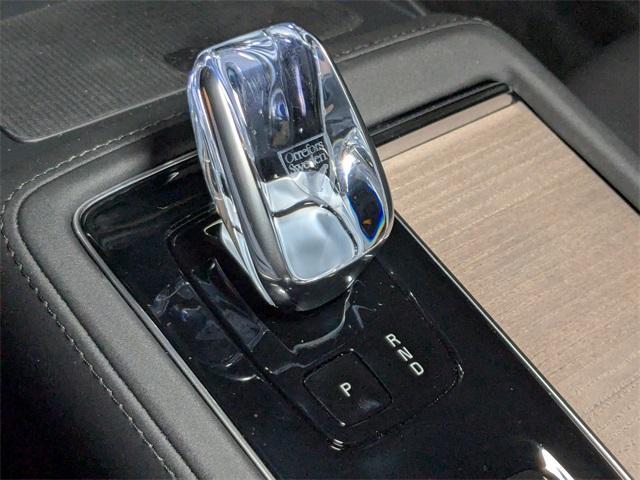 new 2025 Volvo XC90 car, priced at $69,155