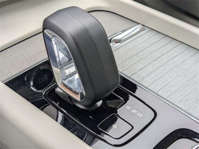 new 2024 Volvo XC60 car, priced at $46,804