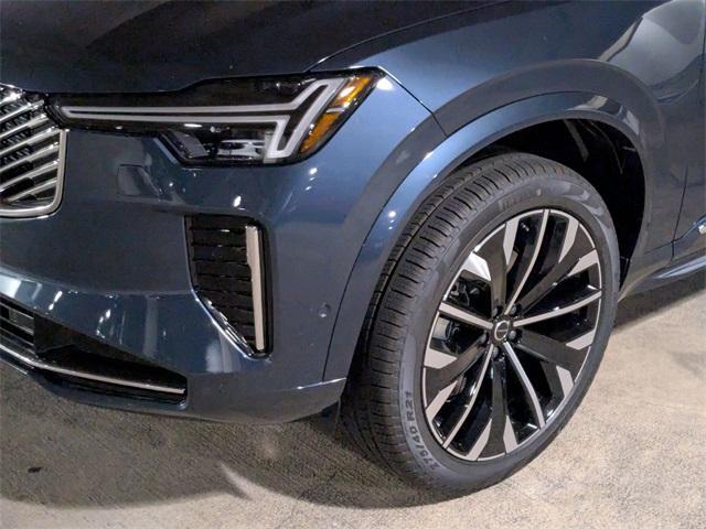 new 2025 Volvo XC90 car, priced at $73,145