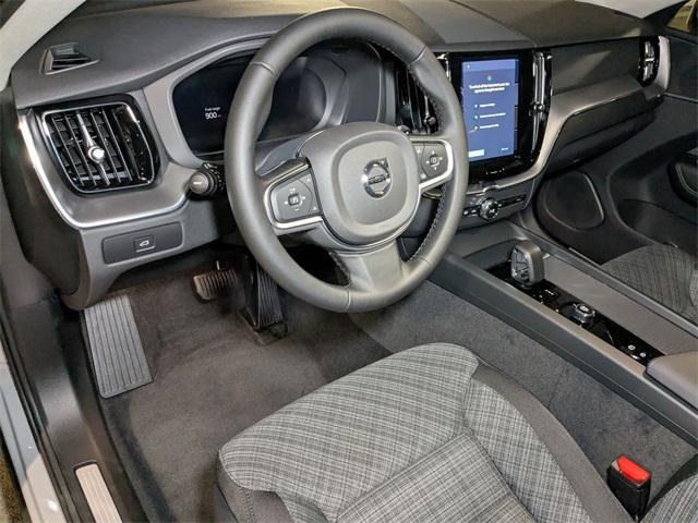 new 2025 Volvo XC60 car, priced at $51,075