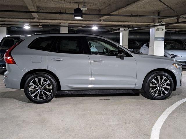 new 2025 Volvo XC60 car, priced at $51,075