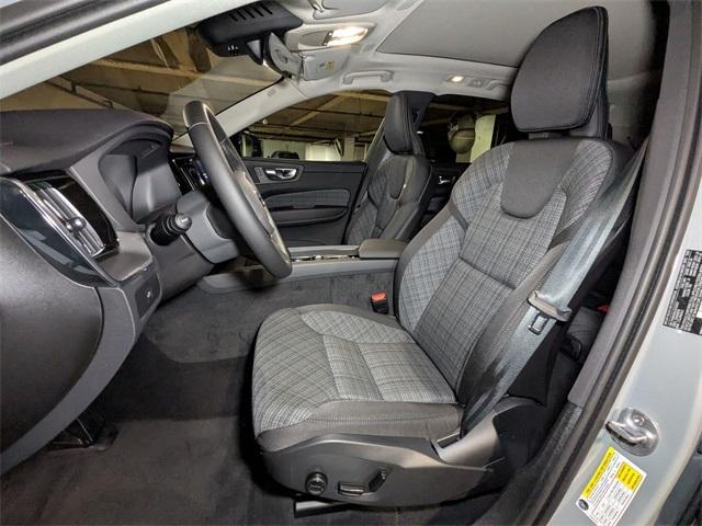 new 2025 Volvo XC60 car, priced at $51,075