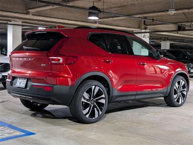 new 2025 Volvo XC40 car, priced at $51,565