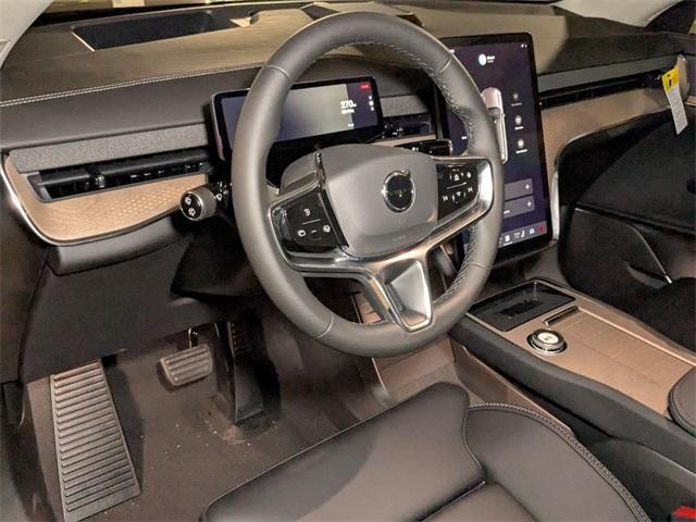 new 2025 Volvo EX90 car, priced at $84,020