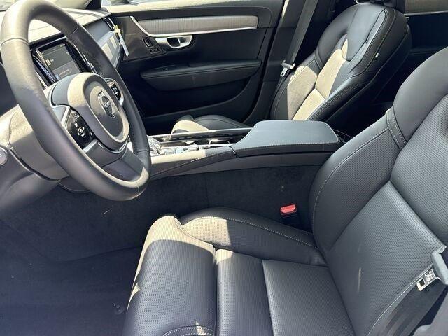 new 2024 Volvo V90 Cross Country car, priced at $61,277