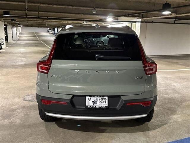 new 2025 Volvo XC40 car, priced at $52,000
