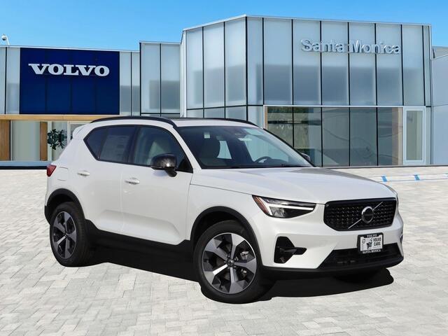 new 2023 Volvo XC40 car, priced at $41,632