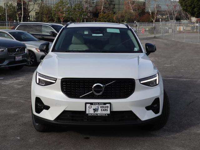 new 2023 Volvo XC40 car, priced at $41,632