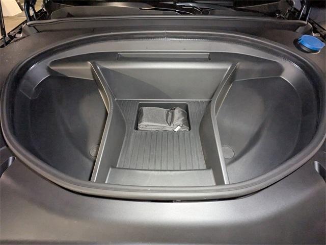 new 2025 Volvo EX90 car, priced at $86,440