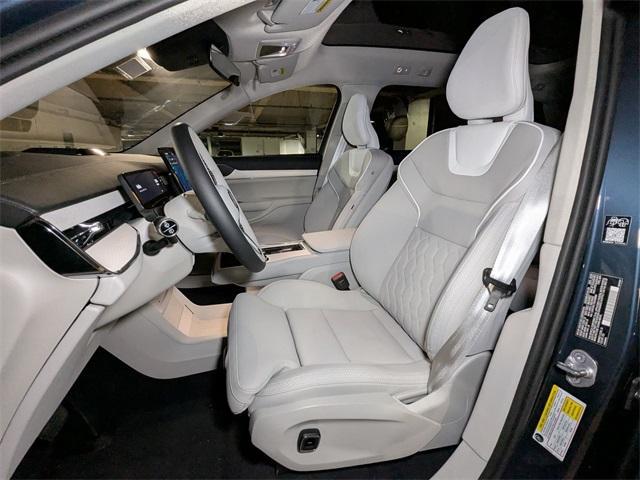 new 2025 Volvo EX90 car, priced at $86,440